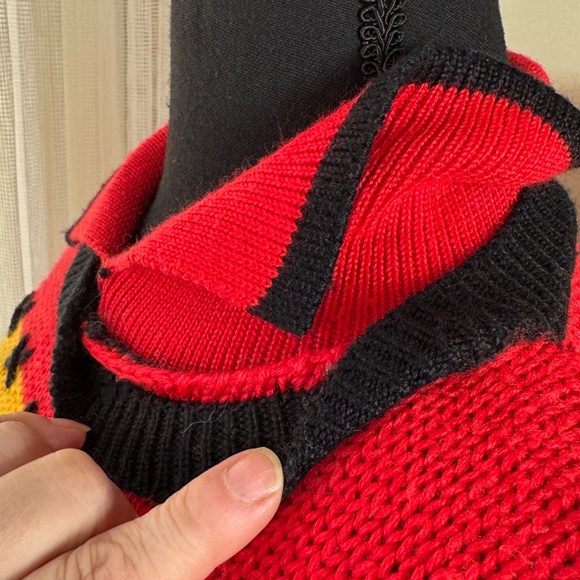 Vintage 1980s sweater, red, black, yellow oversized top, Michel Sport 12/14 (L) - Picture 9 of 10